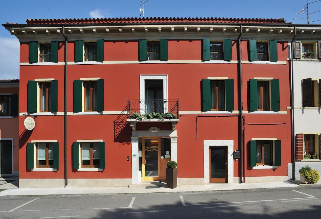 Albergo Croce D'Oro Dolcè Dış mekan fotoğraf