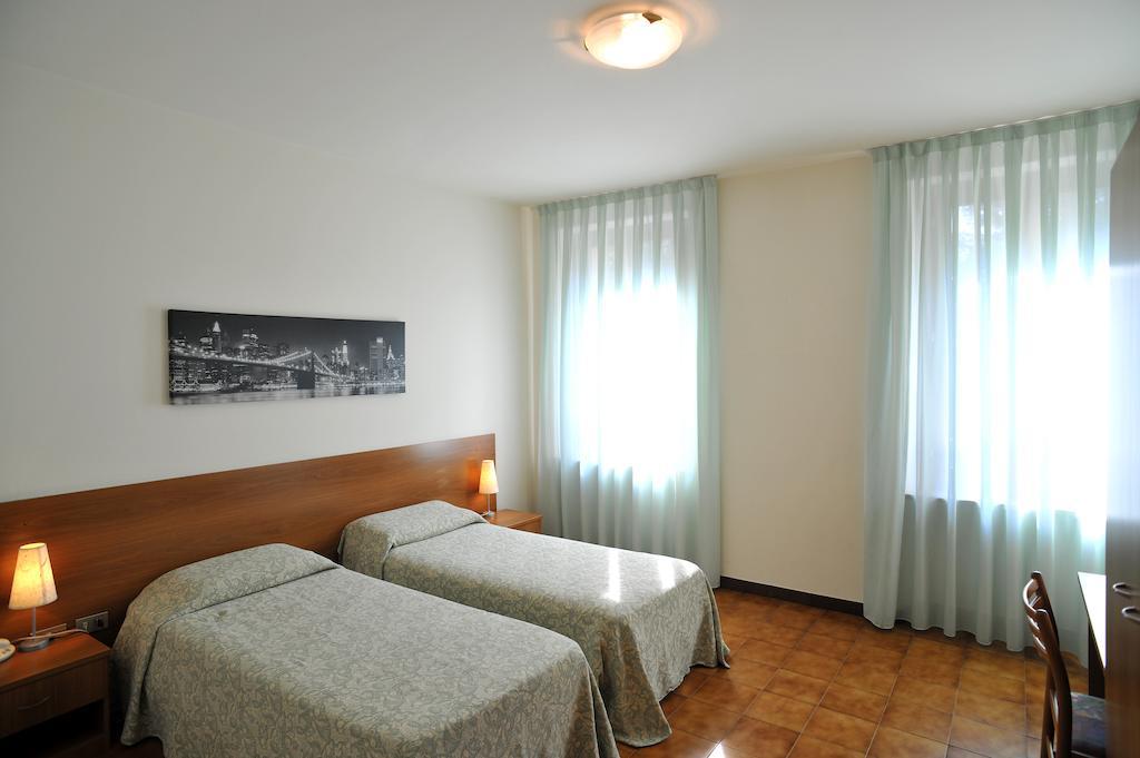 Albergo Croce D'Oro Dolcè Oda fotoğraf